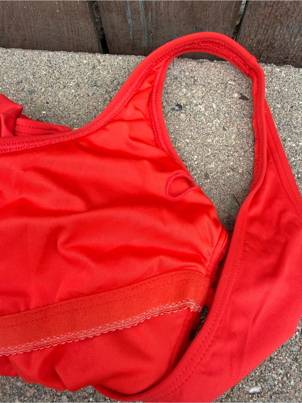 Carmen Marc Valvo Women’s Red Ruched Cut Out One Piece Swimsuit Size 8 - Picture 10 of 11